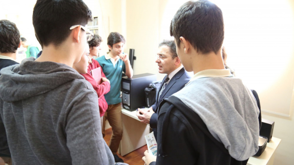 Bilim Genç, Bilim Söyleşileri ile Ankara ve İstanbul’da Öğrencilerle Buluştu