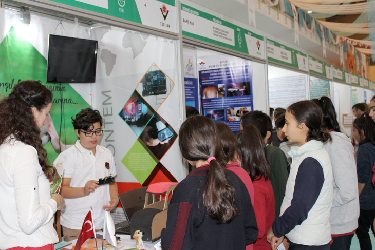 13 T B TAK Ortaokul rencileri Ara t rma Projeleri Yar mas Ba l yor 