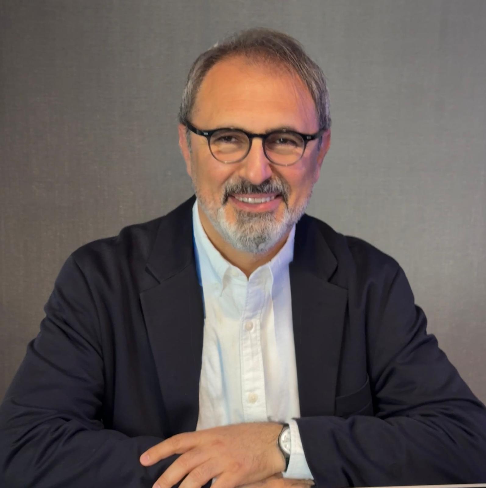 Prof. Dr. M. Hakan Türkçapar