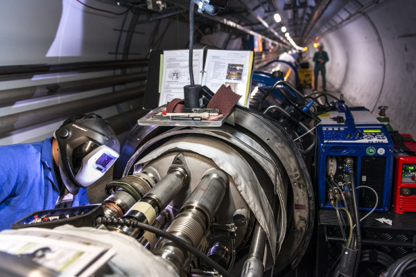CERN’de Protonlar Tekrar Buluşuyor