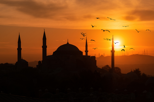 Fotoğraflar Köşesinde Mayıs Ayının Konusu &quot;Günün Altın Saatleri&quot;