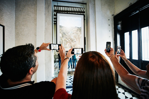 Bazı Müzelerde Flaşlı Fotoğraf Çekilmesine Neden İzin Verilmez?